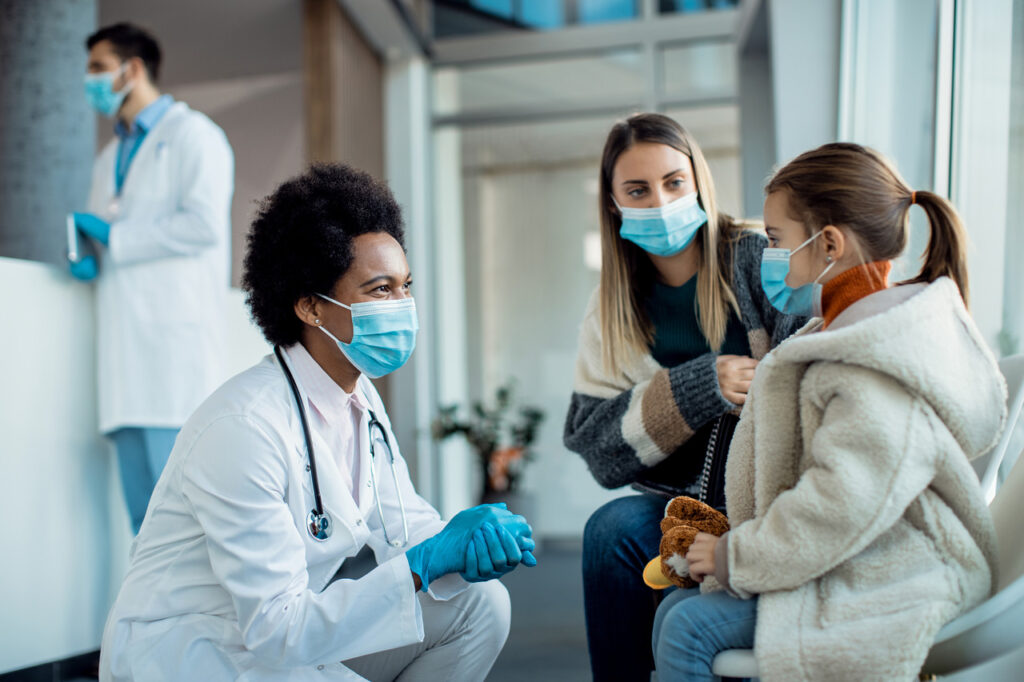 Por que conectar indústria, centros de pesquisa e pacientes é essencial para a pesquisa clínica